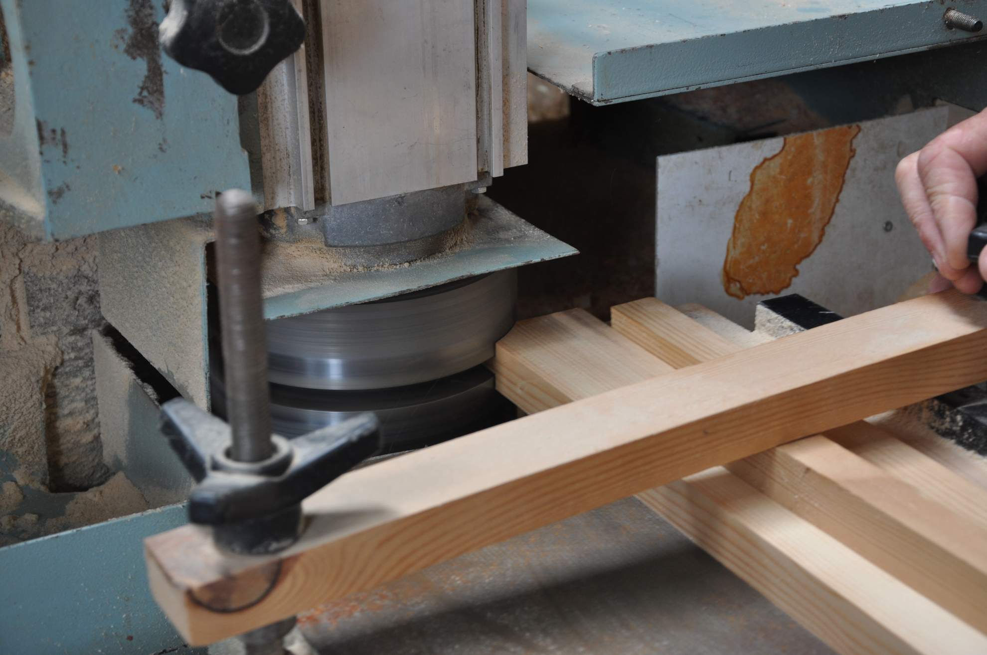 Willie creating tenons for a mortise and tenon joint